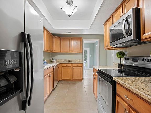 4th image of 109 Lochinvar Dr