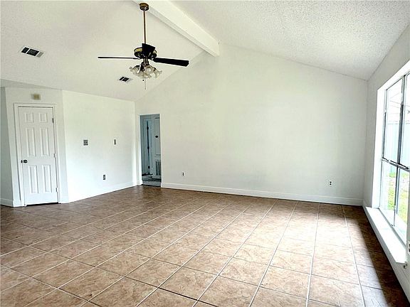 2nd image of 601 Hancock Dr