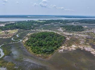 72 Canine Dr, Beaufort, SC 29907