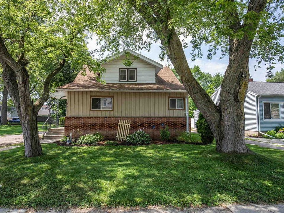 1st image of 412 Riverview Ave