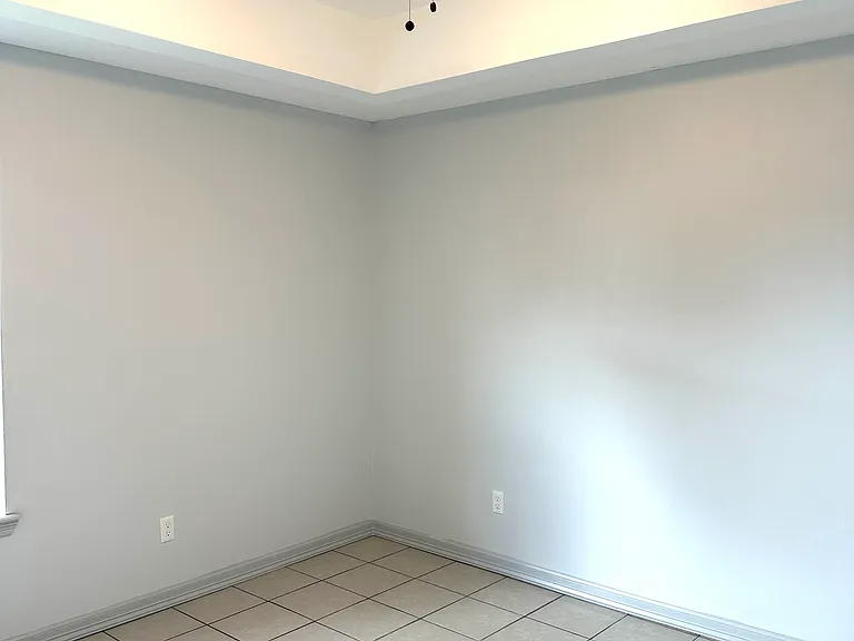 328 Clemente Ave #A — Photo 10