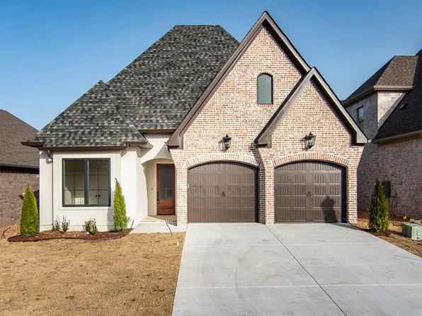 115 Fletcher Ridge Dr, Little Rock, AR 72223