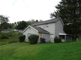 1183 Paintertown Rd, Irwin, PA 15642
