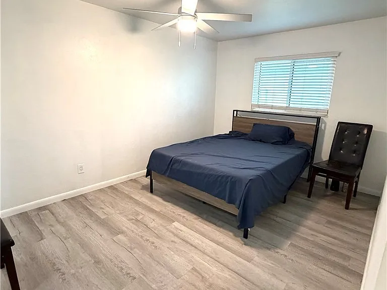 3032 SE Santa Barbara Pl #2 — Photo 11