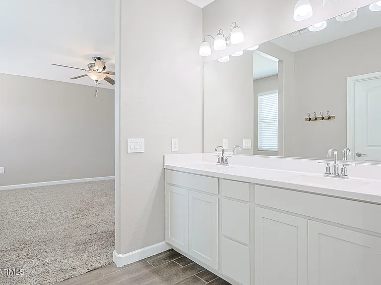 30897 W Catalina Dr — Photo 17