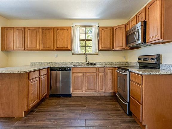 5th image of 2707 Hilmer Ct
