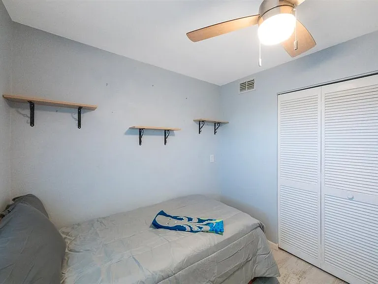 1125 Pinellas Bayway S #305 — Photo 29