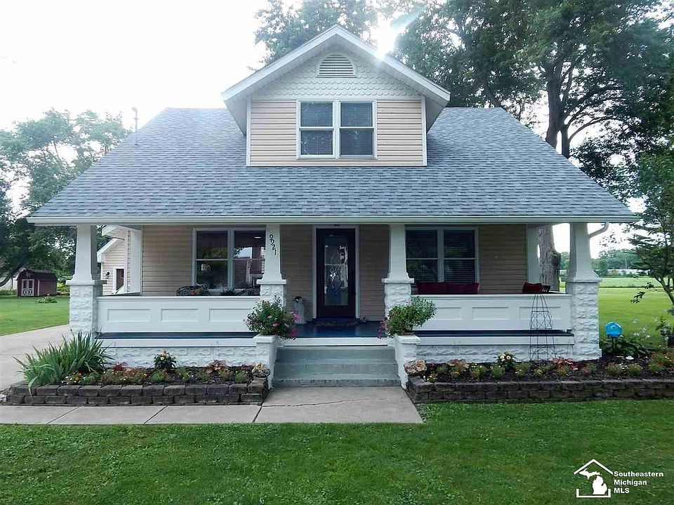 1st image of 9921 Lorden Dr