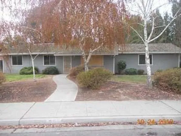 701 Gill Way, Chowchilla, CA 93610