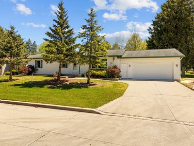 2225 Paul Rd, Manitowoc, WI, 54220