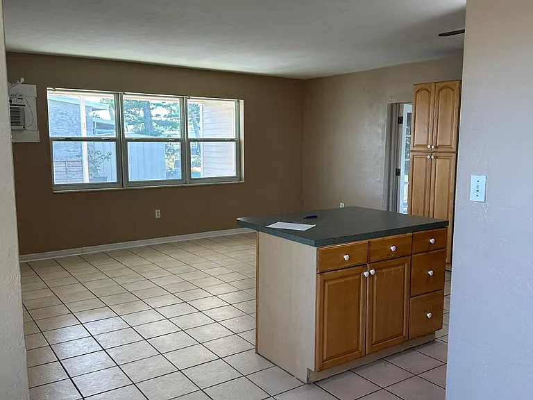 22202 Midway Blvd — Photo 17