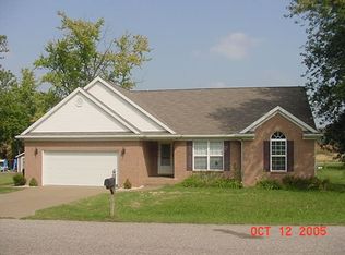 602 Crestmont Dr, Evansville, IN 47712