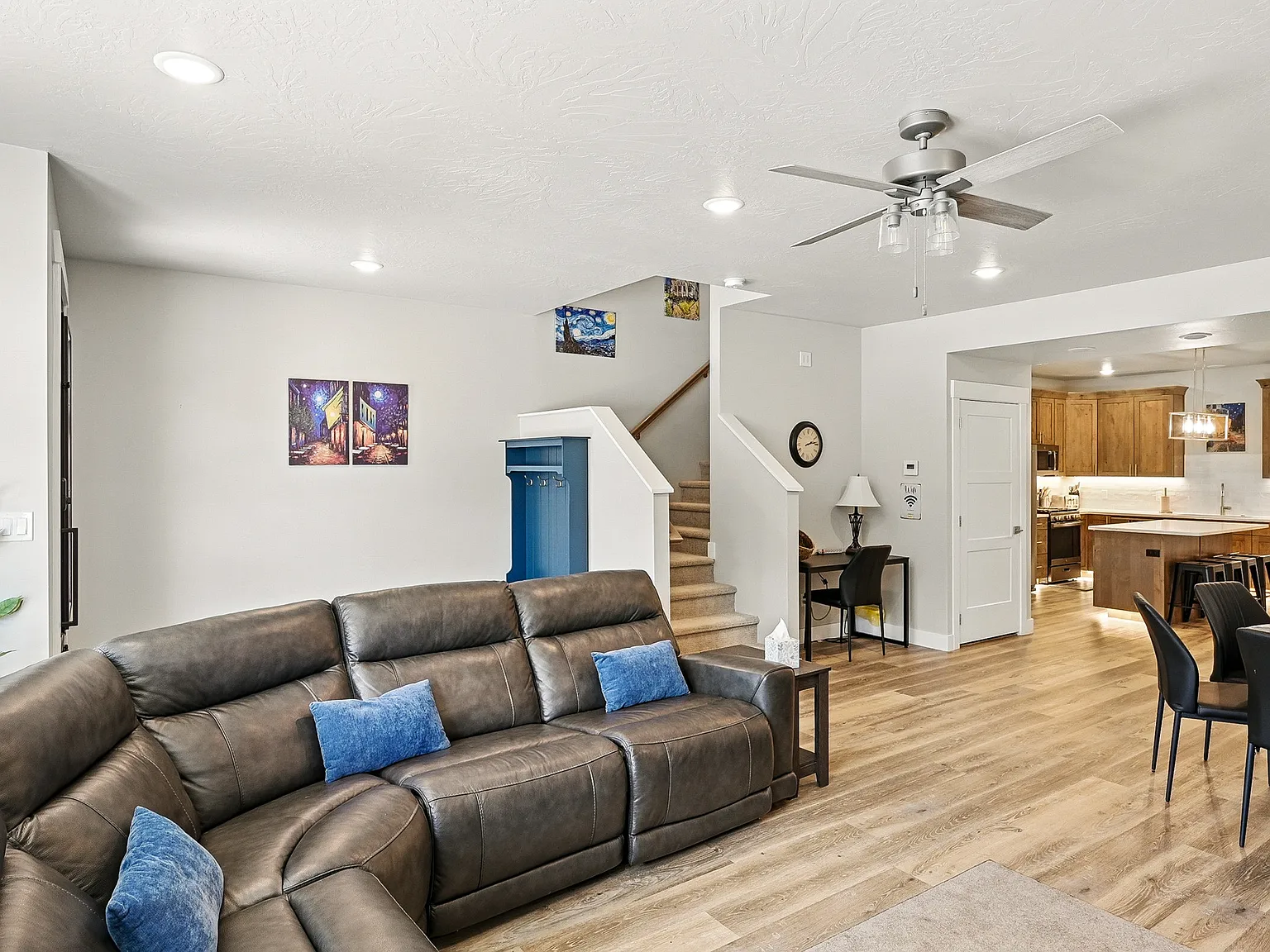 Furnished 3-Bedroom, 2.5-Bath Townhome in Cedar City Near SUU & Walmart Monthly Rentals Available... — Photo 3
