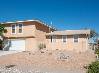 7405 Woodal St NE, Albuquerque, NM 87109