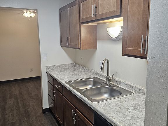3rd image of 1544 E Gateway Cir S #11561219