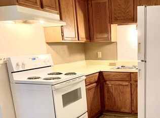 820 E Summit Ave APT 13, Fergus Falls, MN 56537