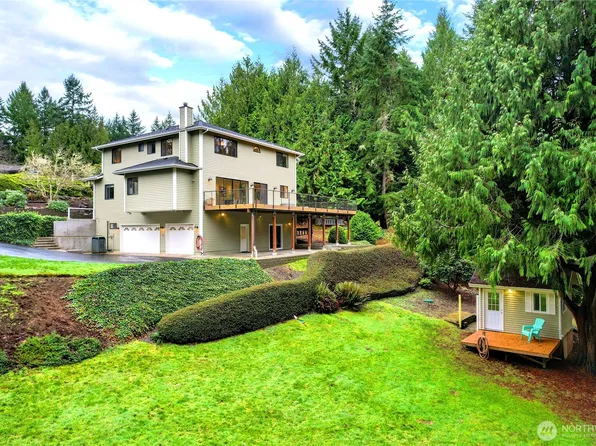 24345 Fjord Place NW, Poulsbo, WA 98370