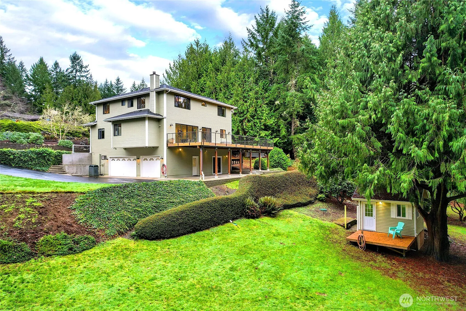 24345 Fjord Place NW photo 1