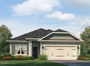 117 Birdsong Dr, Wallace, NC 28466