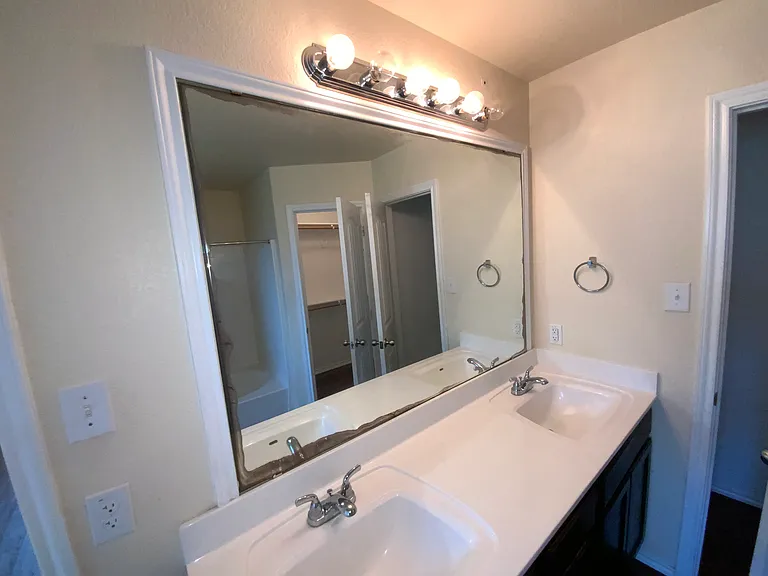 2543 Valley Forge Dr — Photo 8
