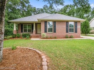 9864 Woolrich Ave, Fairhope, AL 36532