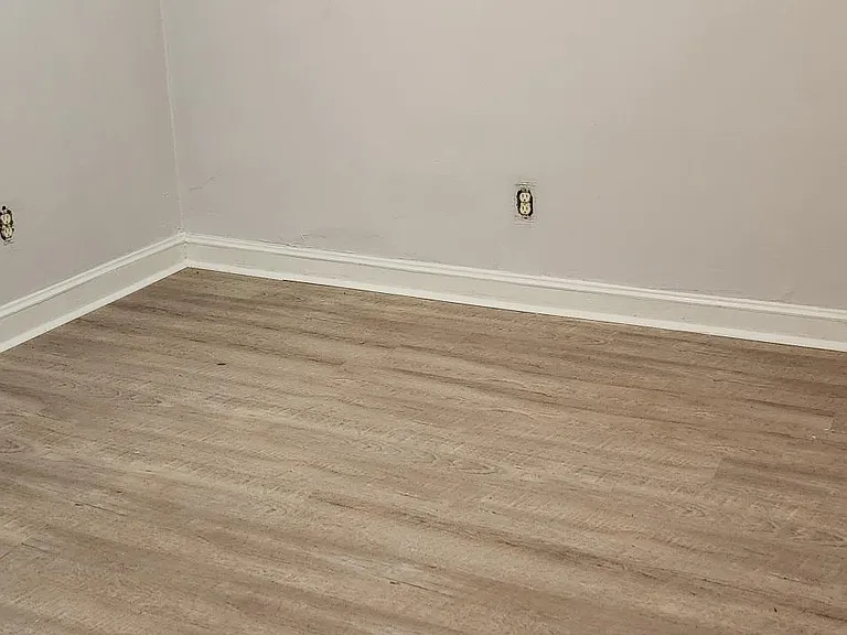699 Argonne Ave NE #2 — Photo 3