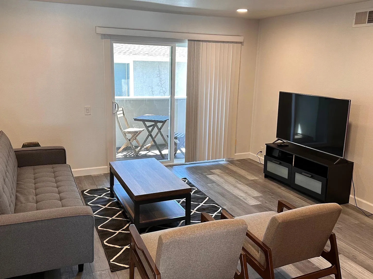 23758 N Shore Ln — Photo 1