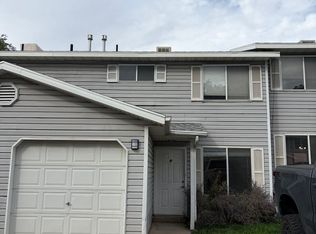 2940 S 700 E APT 10, South Salt Lake, UT 84106