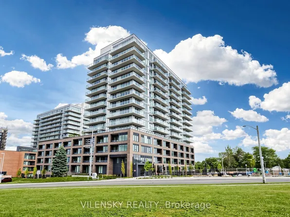 185 Deerfield Rd #407, Newmarket, ON L3Y 0G7