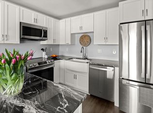 36 Saybrook Rd, Essex Jct, VT 05452