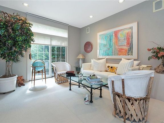 5th image of 1 Westfield Ln