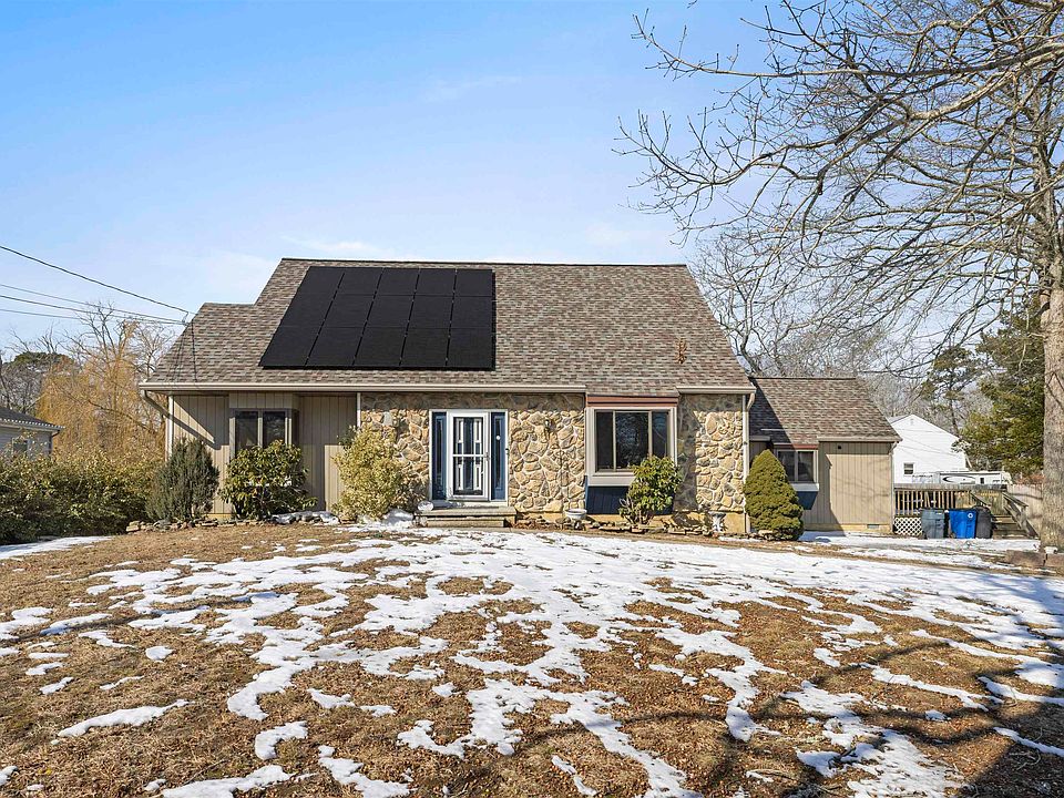 1st image of 101 Holly Ave