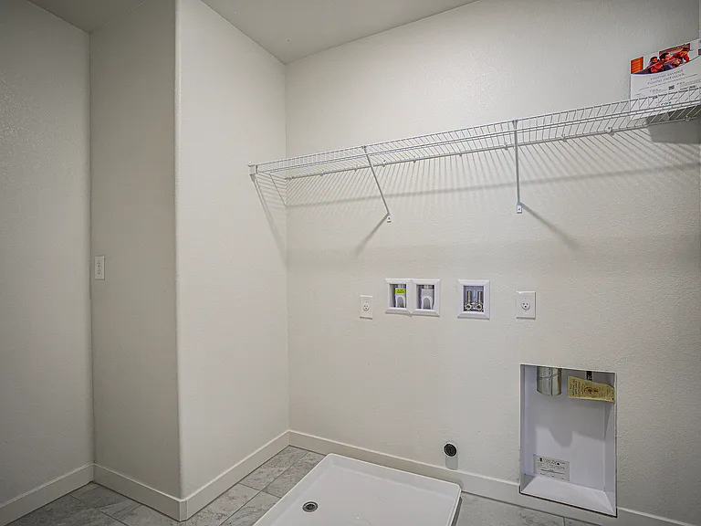 5644 Hill Spire St — Photo 27