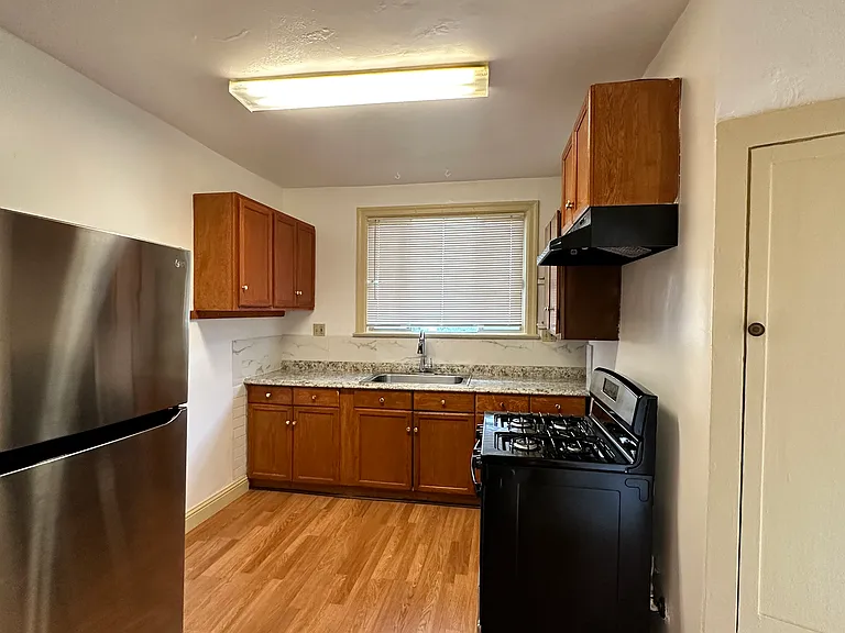 1532 Woolsey St #A — Photo 48