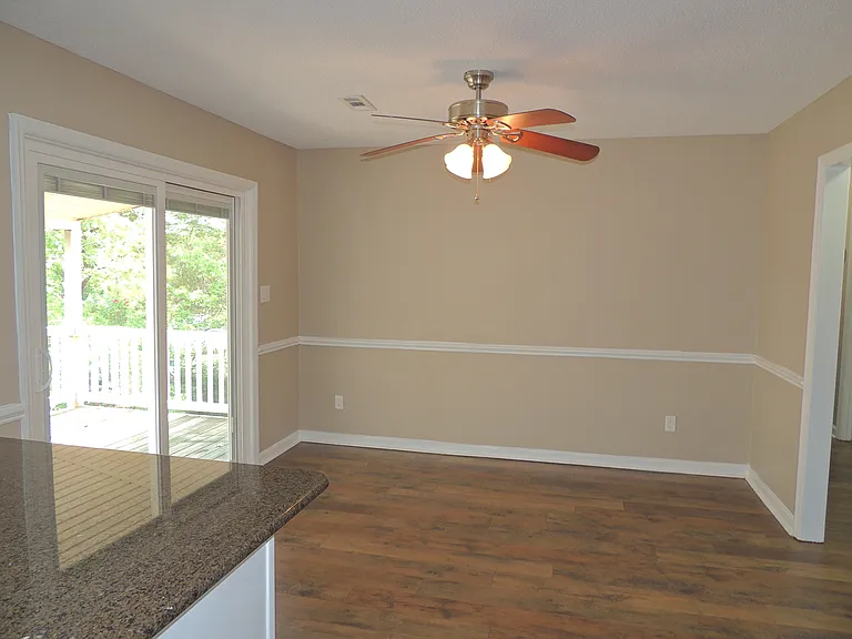 5421 Thompson Cir — Photo 12