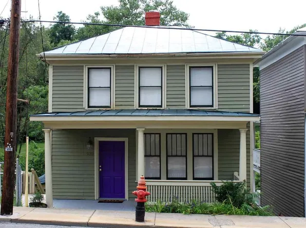 932 W Beverley St, Staunton, VA 24401