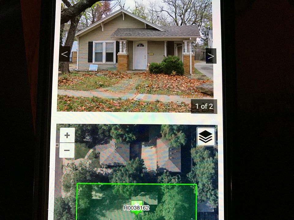 2nd image of 467 College Ave
