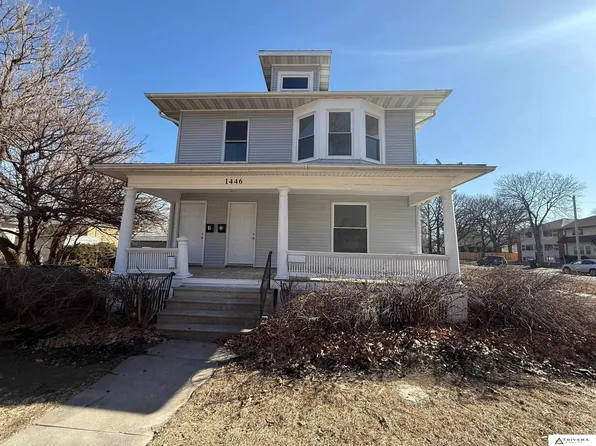 1446 S 11th St, Lincoln, NE 68502