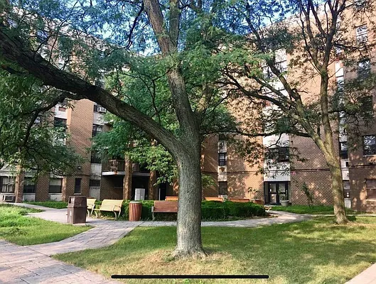 Rented by Bruma Realty LLC | media 14