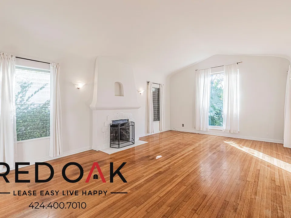 438 N Martel Ave #438