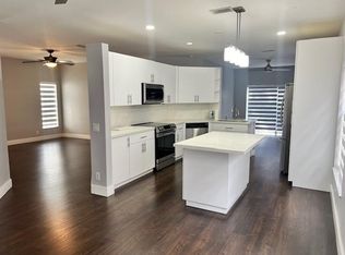 6254 NW 38th Dr, Pompano Beach, FL 33067