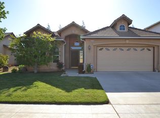 5575 N Ensanada Ave, Fresno, CA