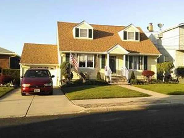 250 Hagan Pl, Secaucus, NJ 07094