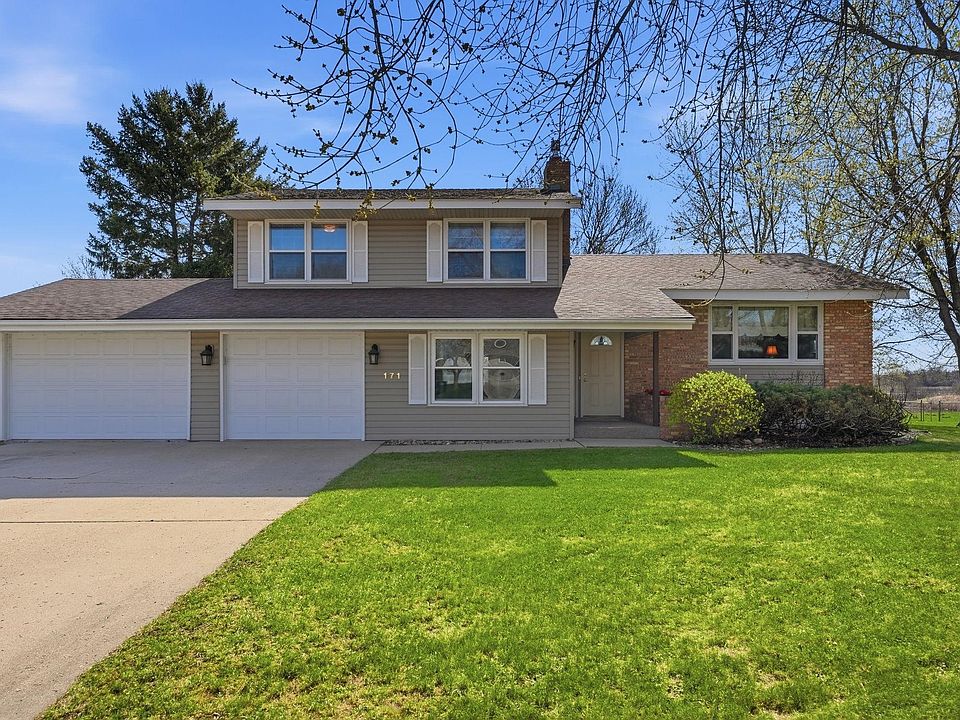 1st image of 171 Lakeview Dr