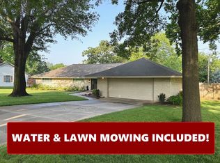 5668 S Delaware Pl, Tulsa, OK 74105