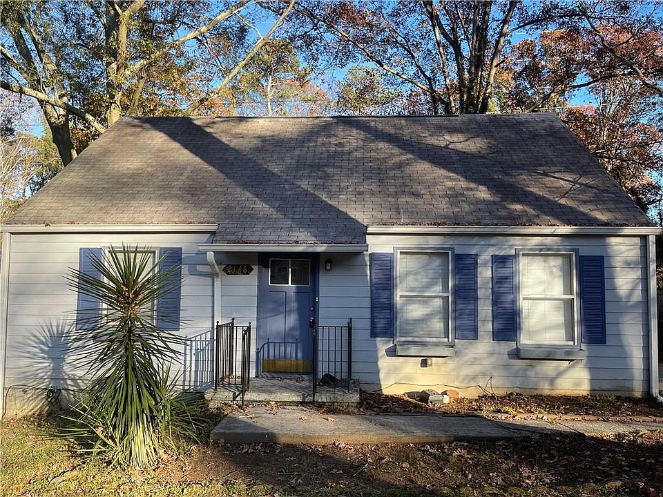 1st image of 2146 Pinehurst Dr