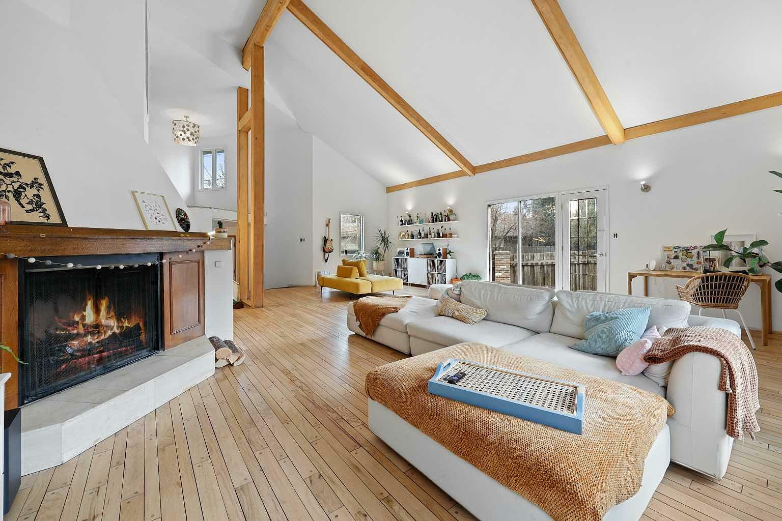 3028-e-8th-st-sw-calgary-ab-t2t-3a2-zillow