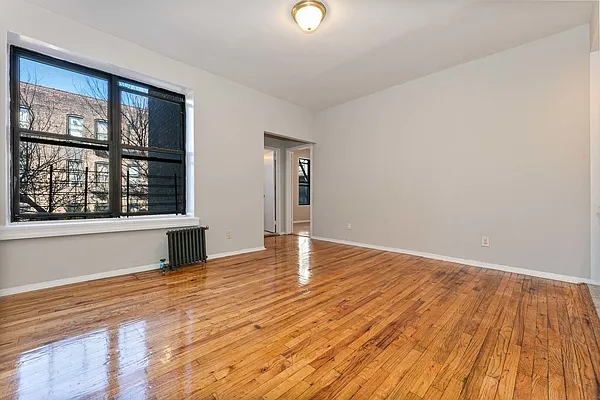 Rented by MNS | media 4