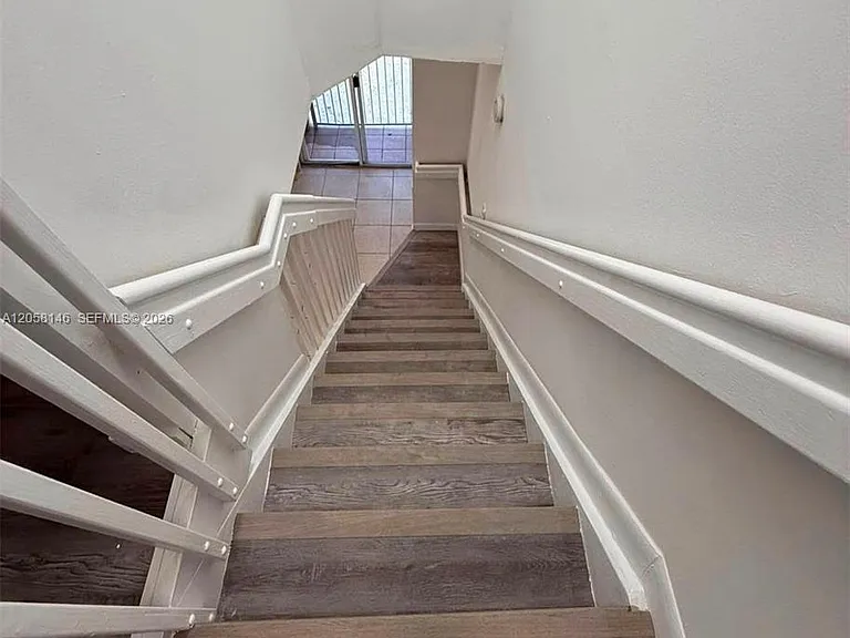 1650 NW 25th Ave #213 — Photo 4
