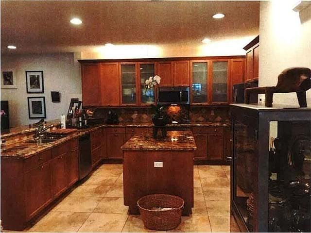 1st image of 1604 Old Palm Ln